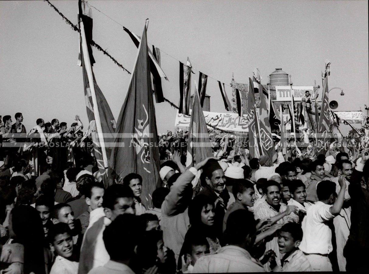 1961_164_037