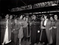 1953_025_057