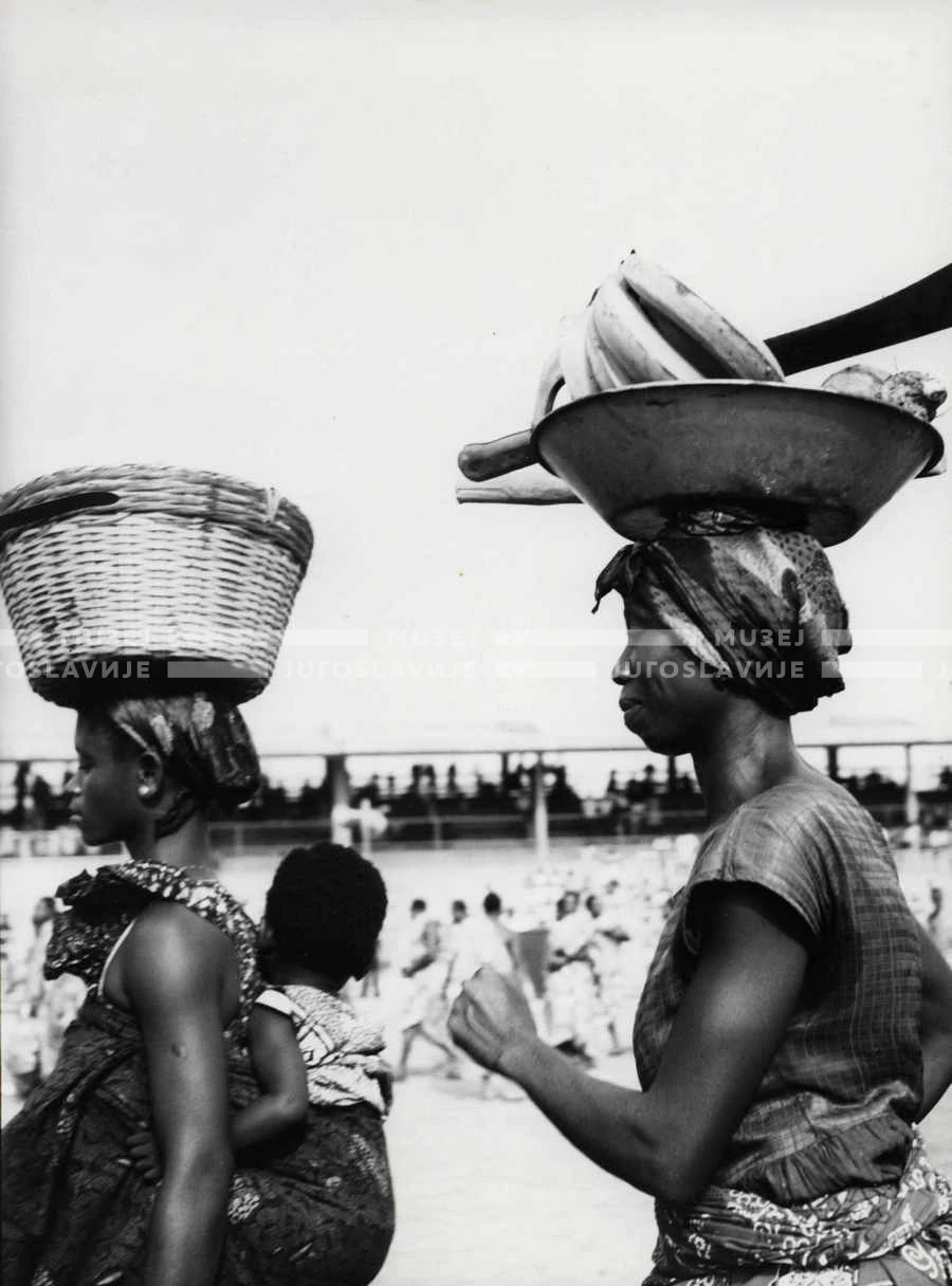 1961_151_105