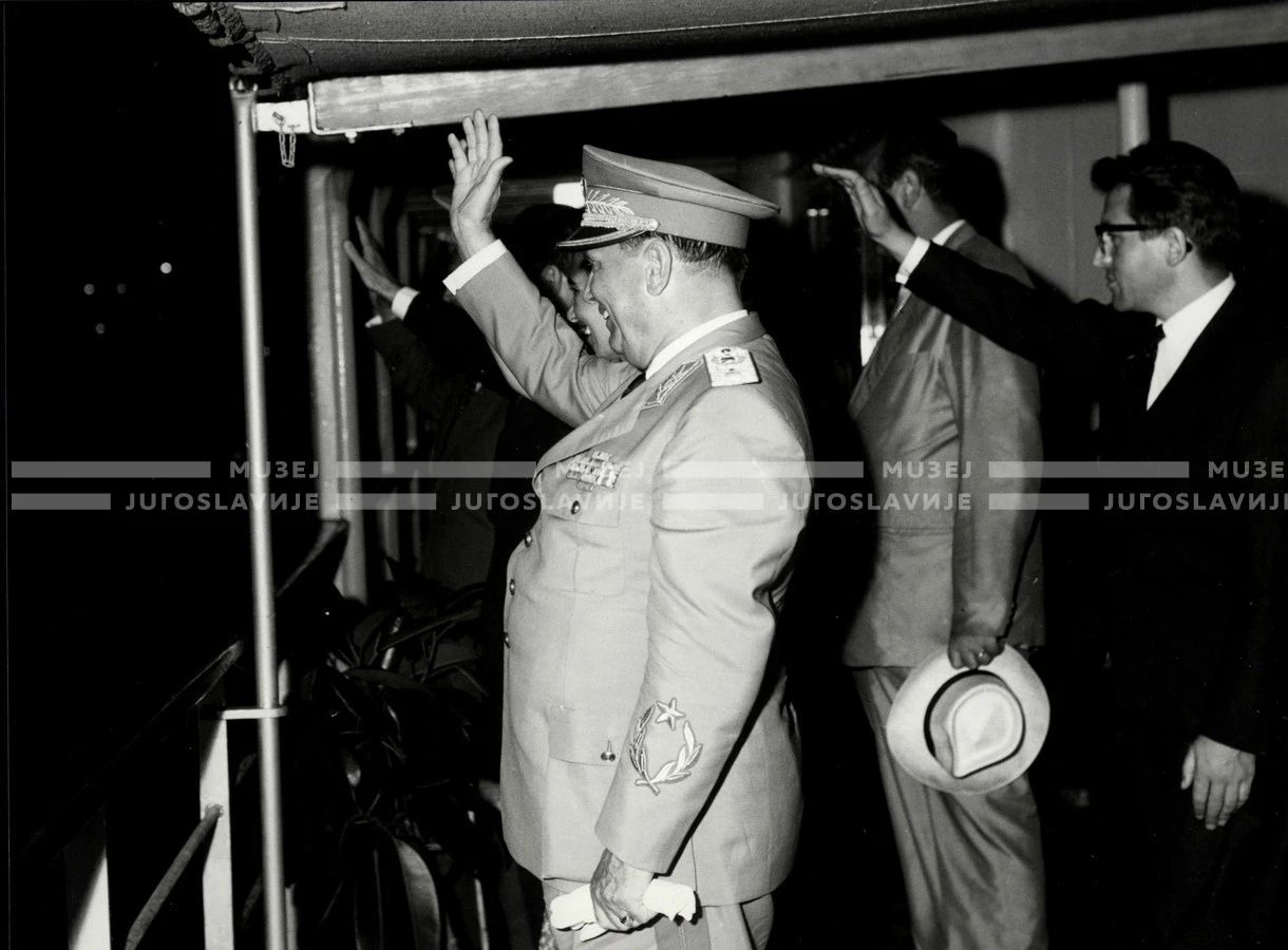 1961_158_186