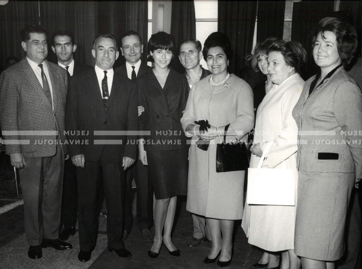 1964_252_150