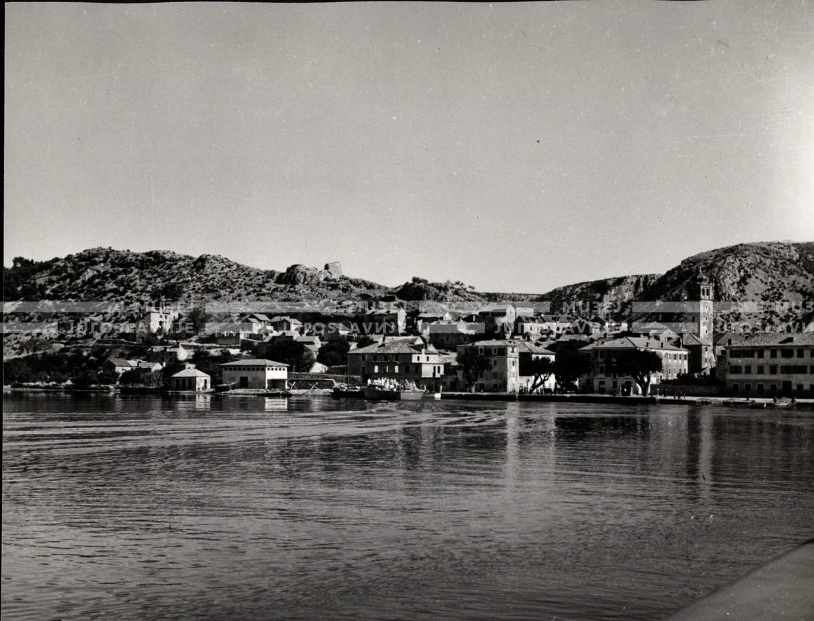 1953_023_047