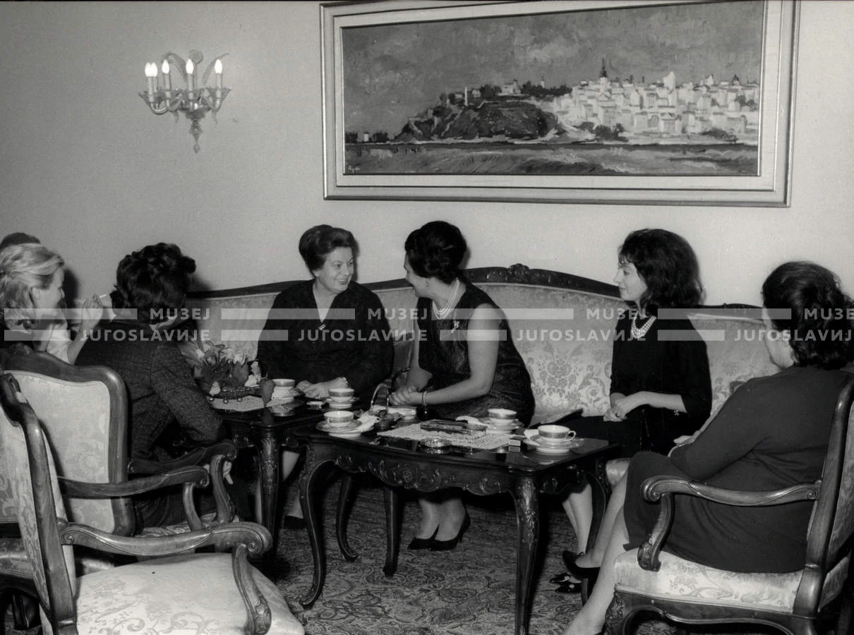 1964_252_127