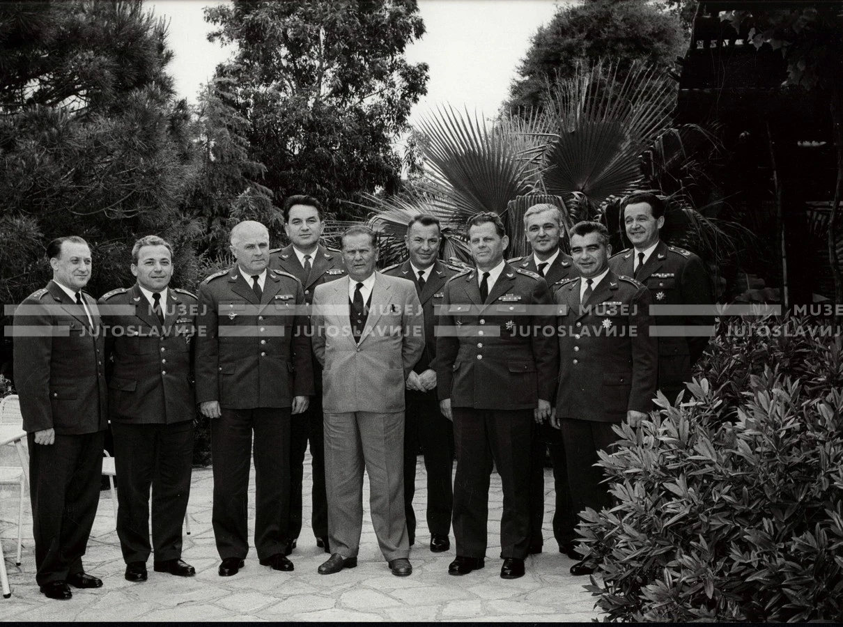 1961_167_096