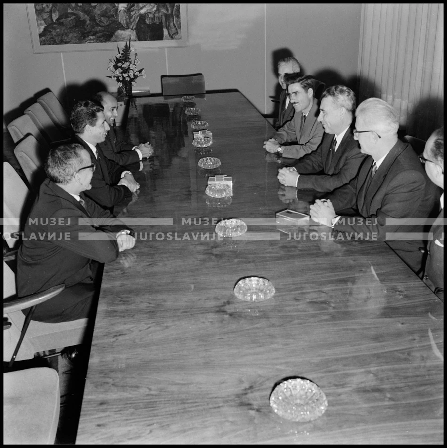 AR_B_41_05