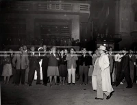 1953_023_033