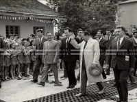 1961_169_122
