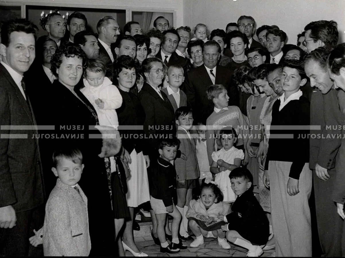 1961_162_156