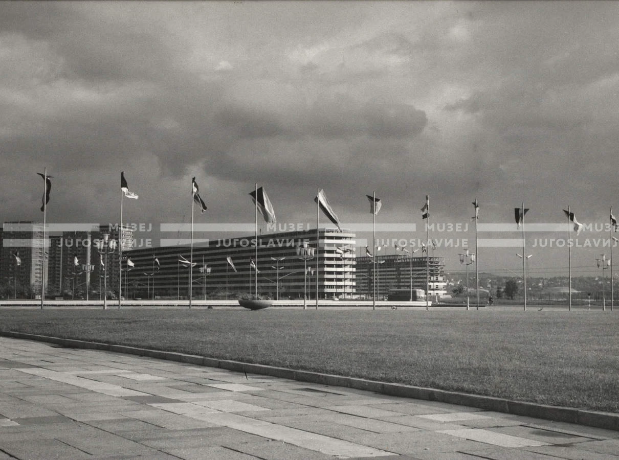 1964_252_036