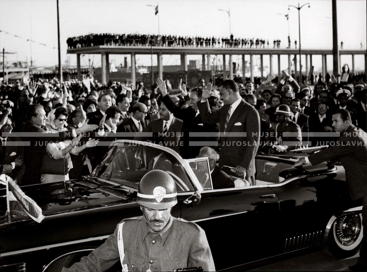 1961_164_028
