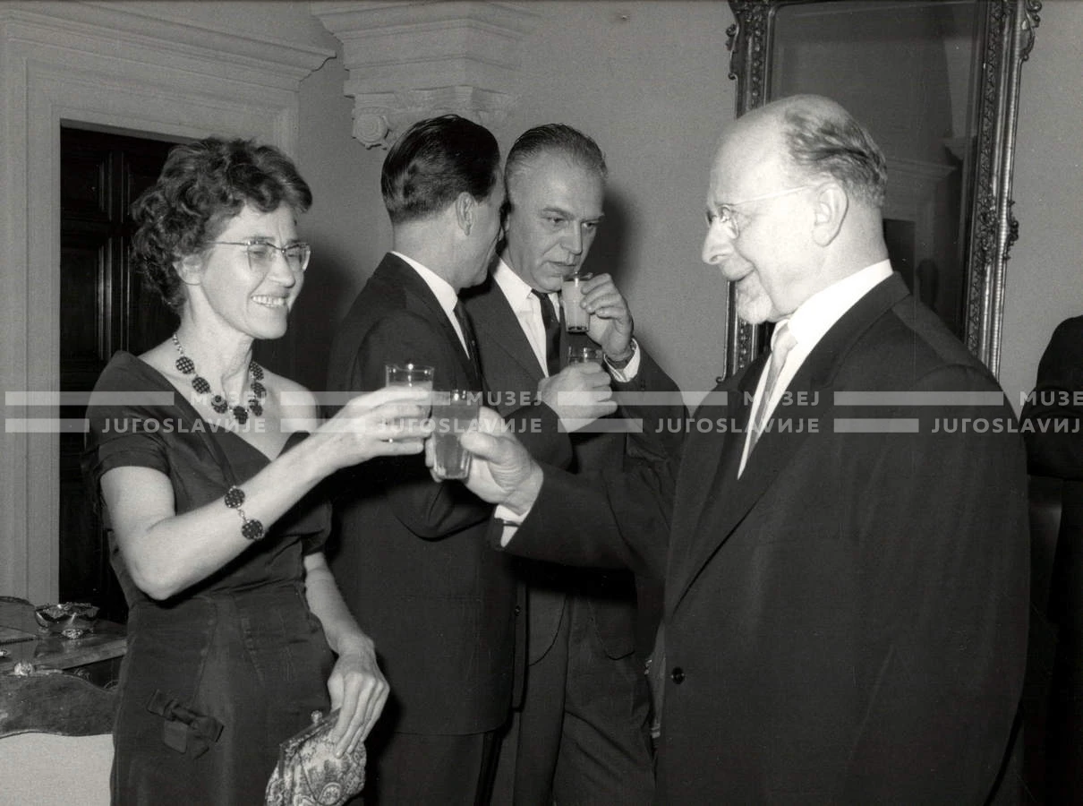 1964_252_059