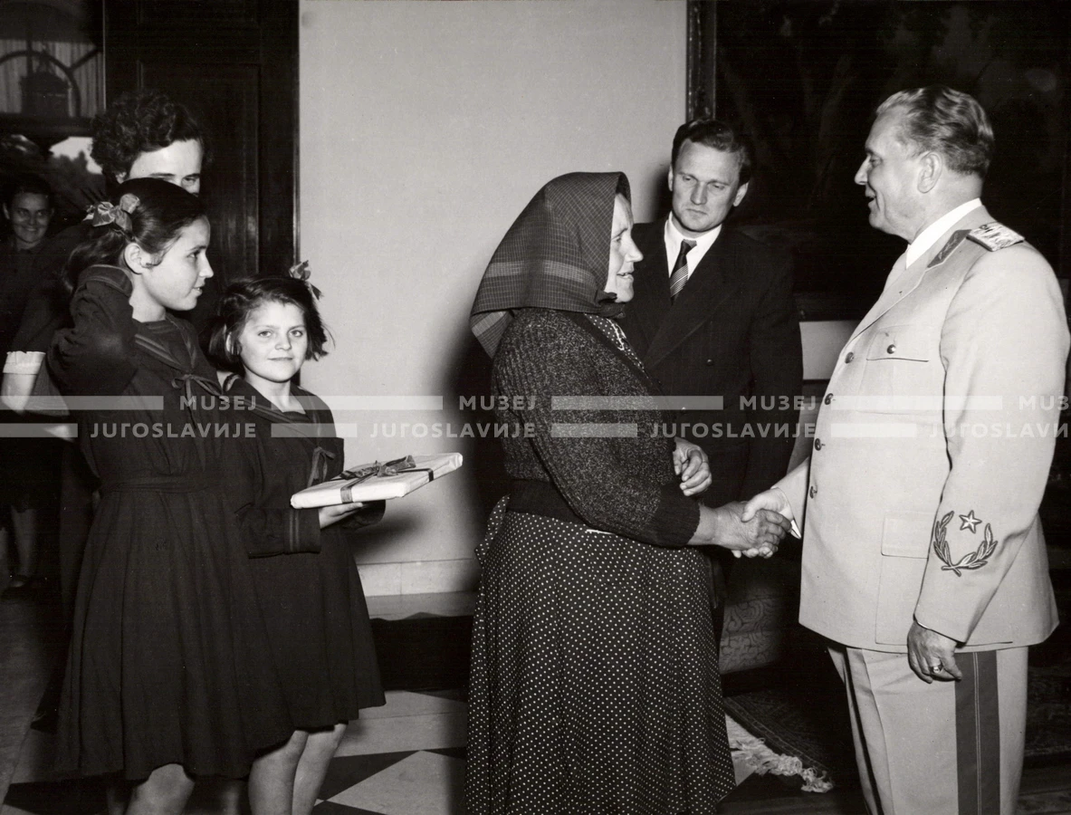 1952_014_097