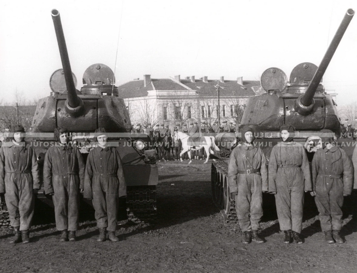 1949_004_145