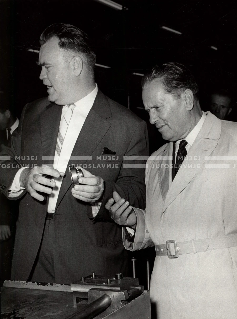 1961_169_031