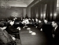 1954_028_008