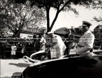 1953_023_074