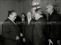 1964_252_040