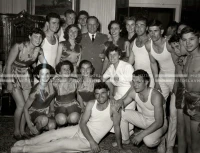 1954_028_115
