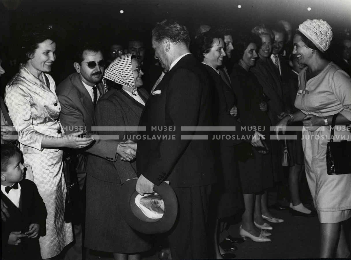 1961_165_129