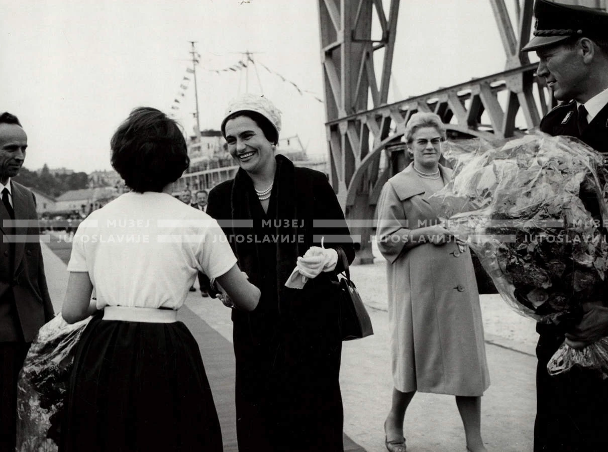 1961_166_077