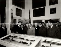 1954_027_069