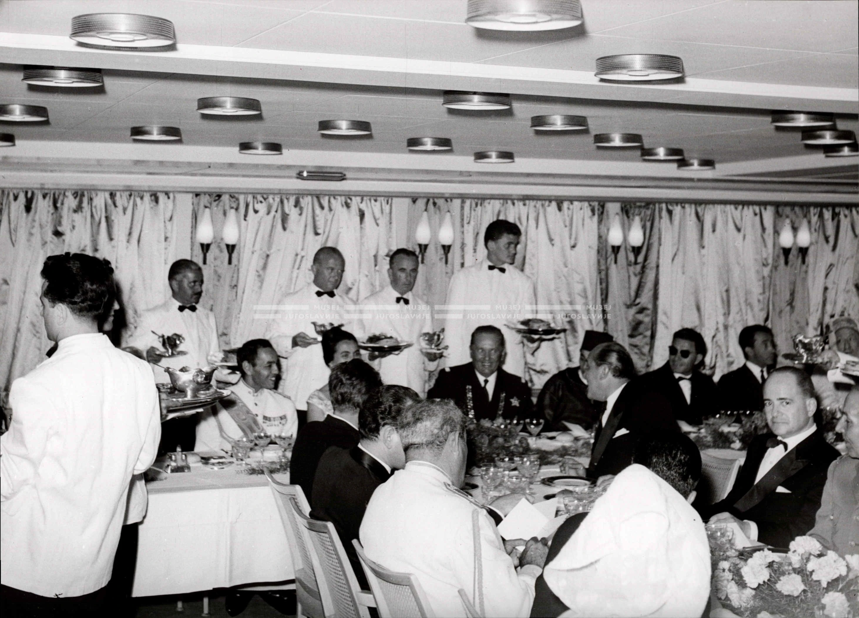 1961_161_164
