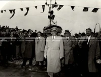 1954_027_173
