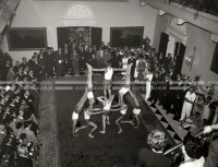 1954_028_109