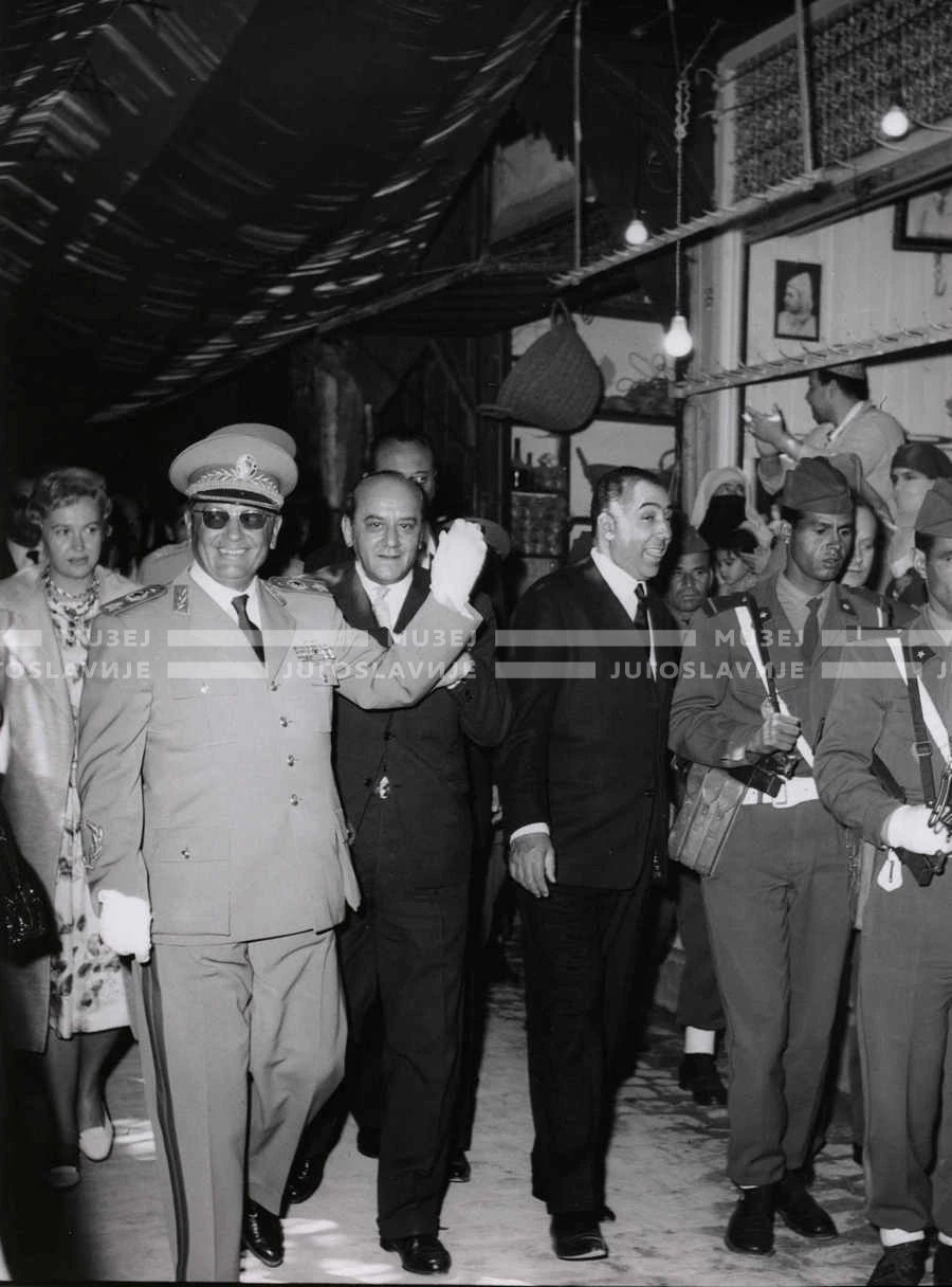 1961_160_174