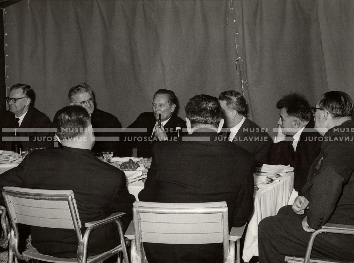 1961_168_058
