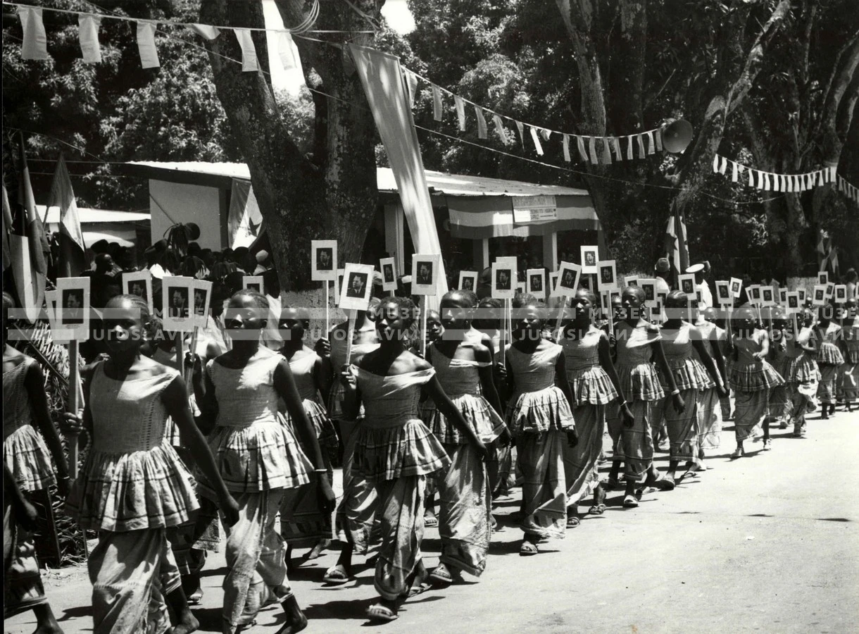 1961_158_028