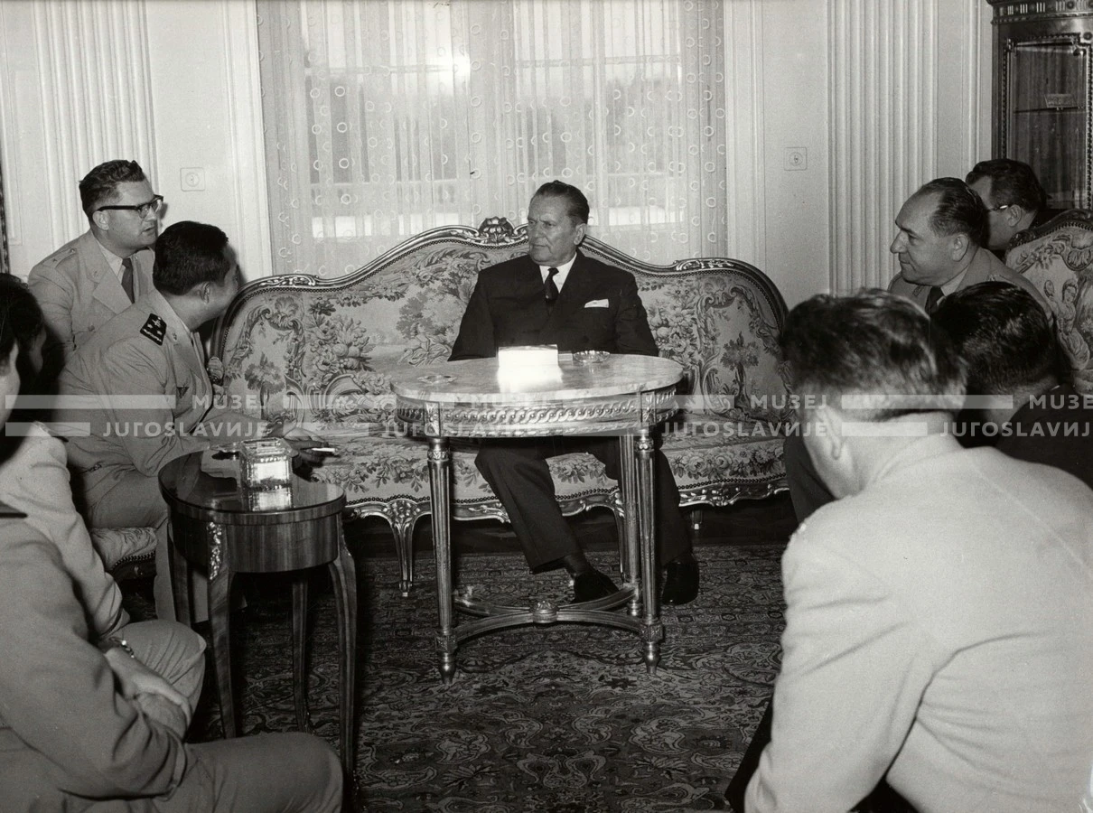 1961_168_152