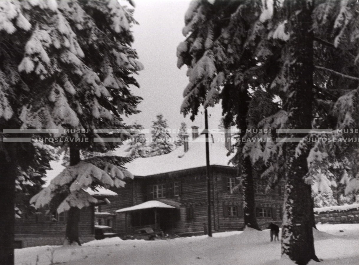 1950-51_008_132