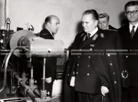 1952_013_053