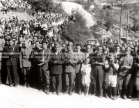 1949_004_073