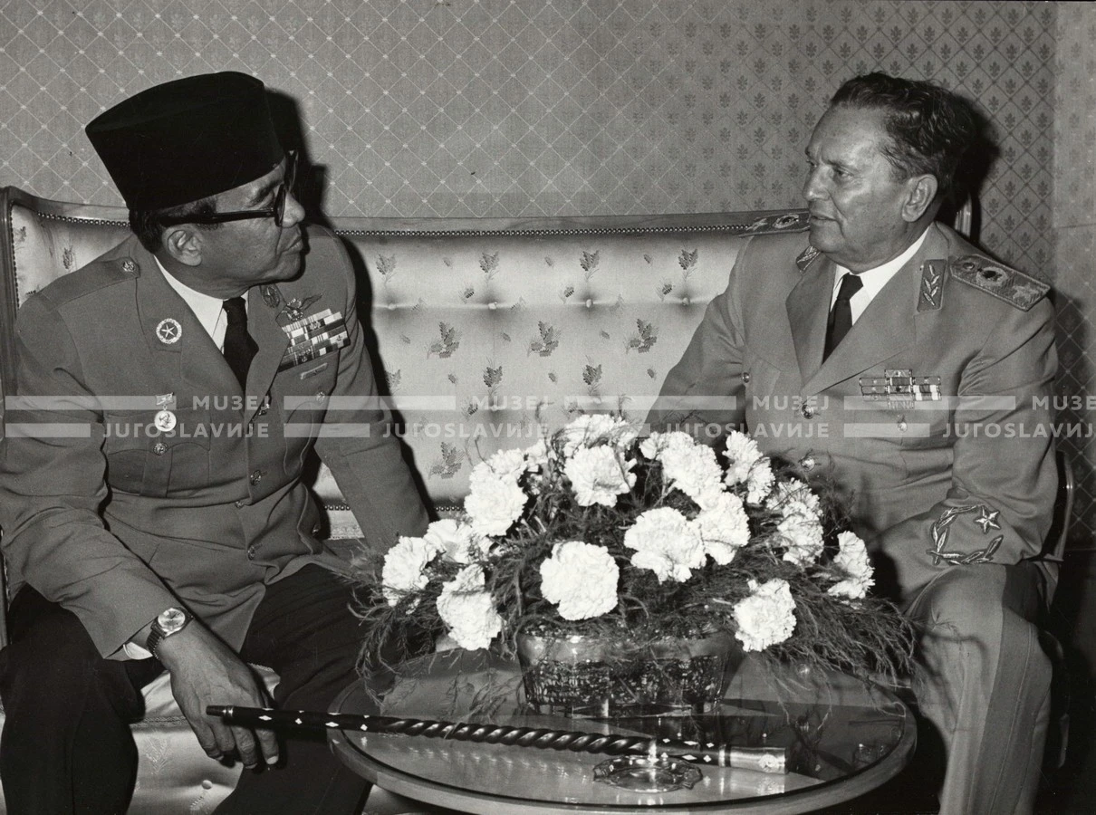 1961_170_030
