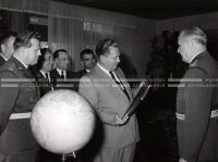 1961_167_094