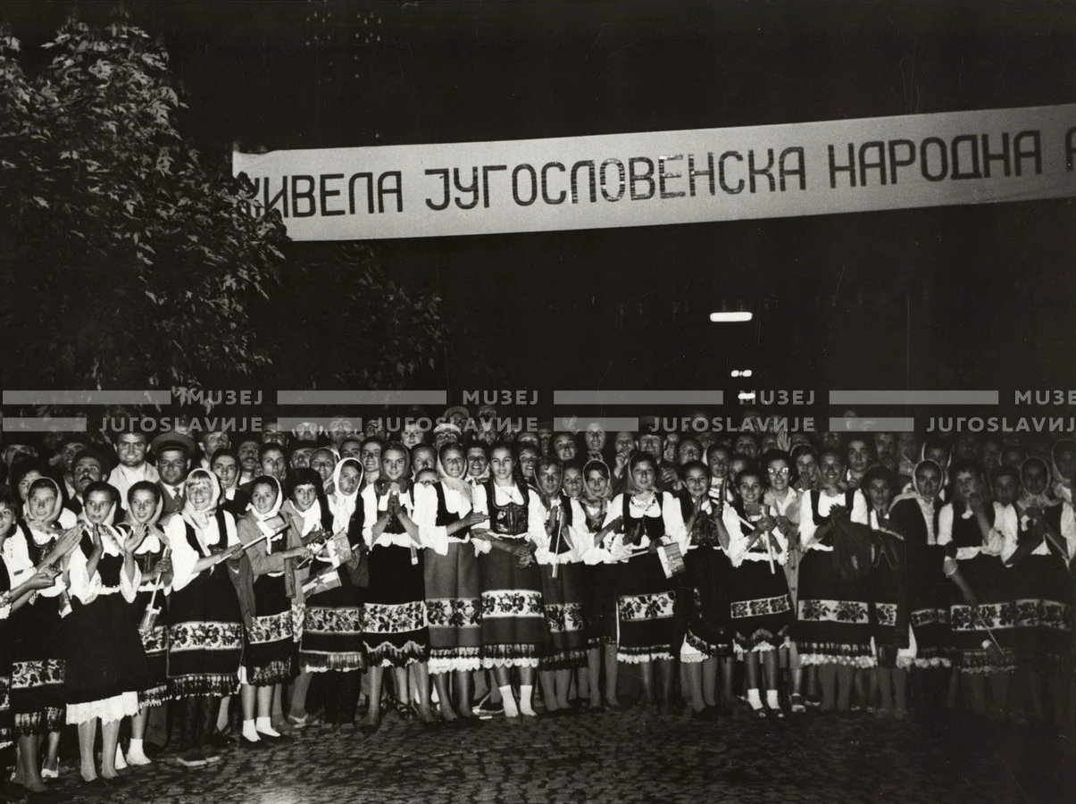 1961_169_203