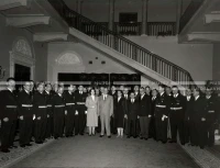 1954_028_096