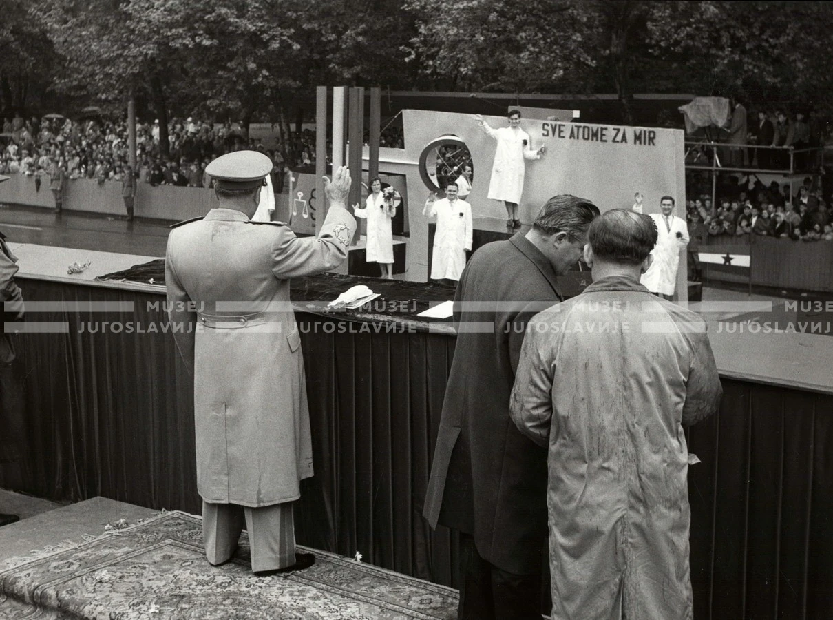 1961_167_048