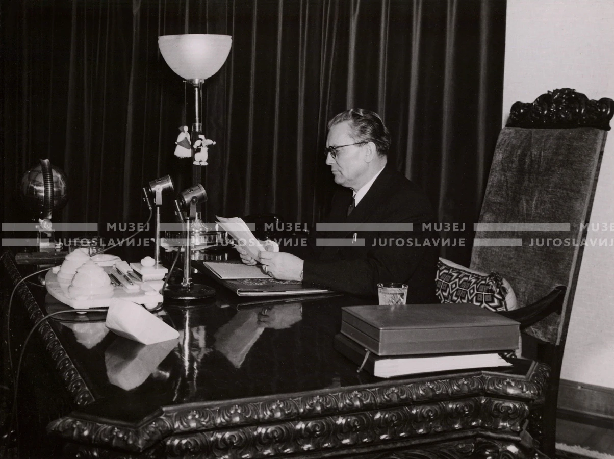 1948-49_002_064