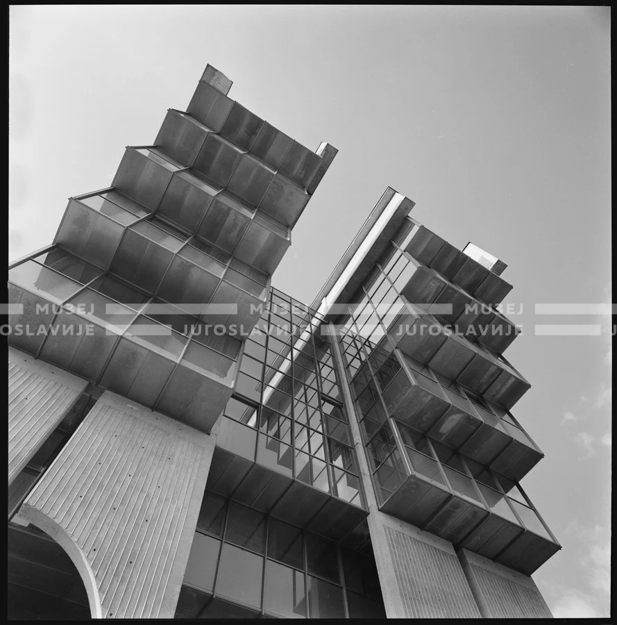 ML_B_4782