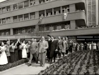 1954_027_066