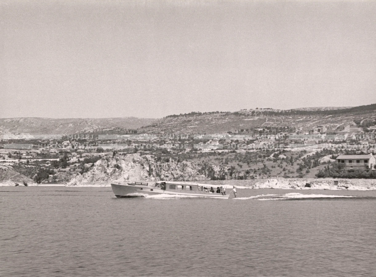 1948_001_061