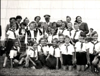 1953_023_160