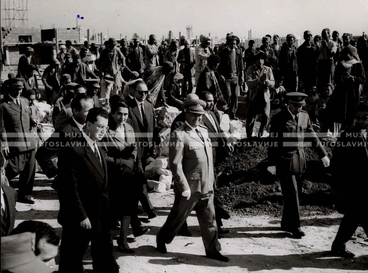 1961_163_145