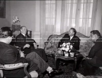 1954_028_020