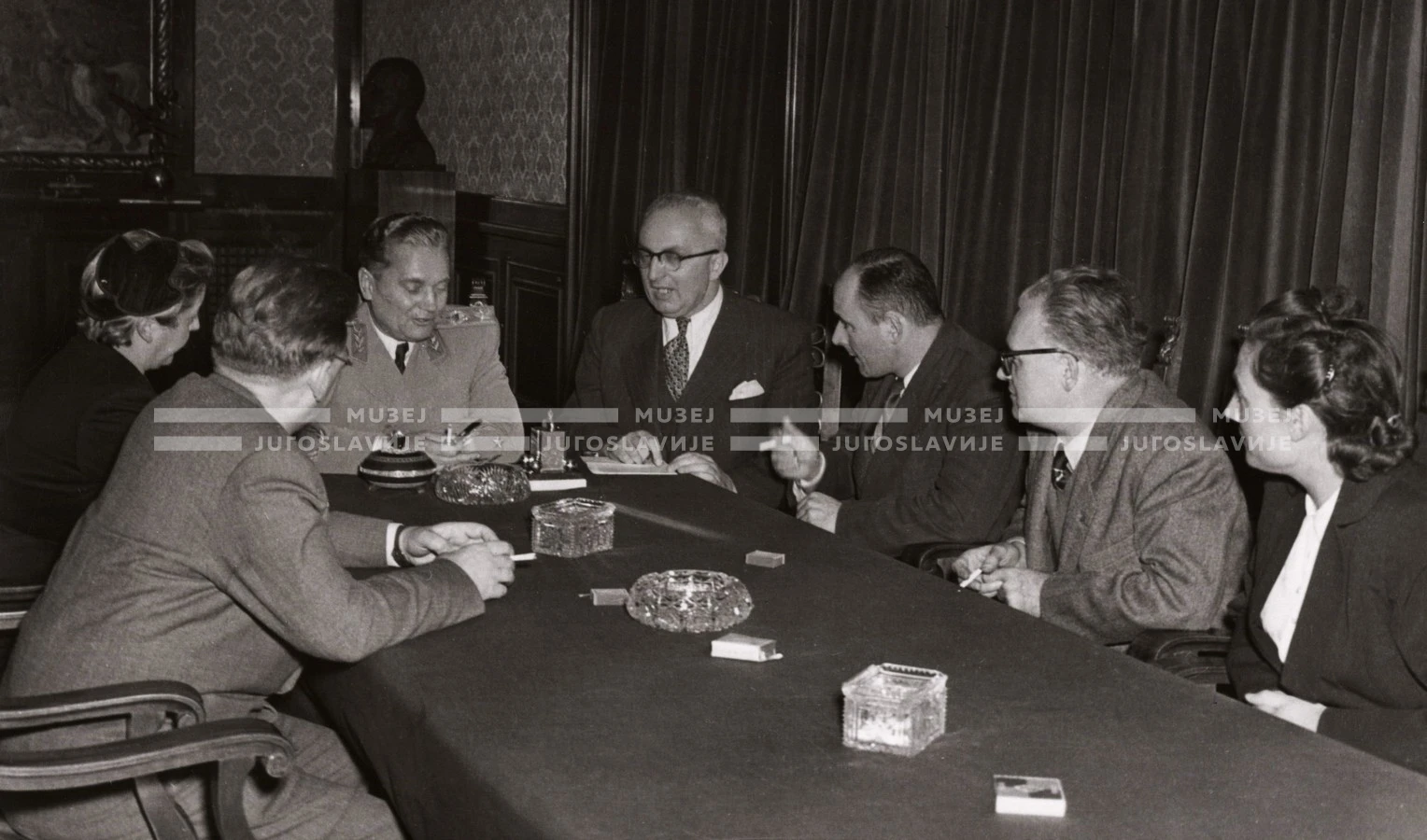 1951_012_055