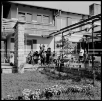 AR_B_08_06