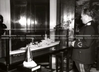 1951_012_112